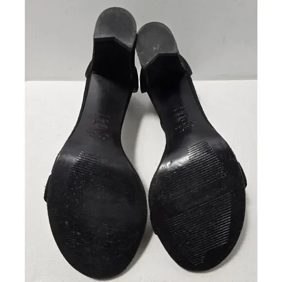Stuart Weitzman Nearly Nude Black Suede Heels Size 7 wide - Picture 8 of 11